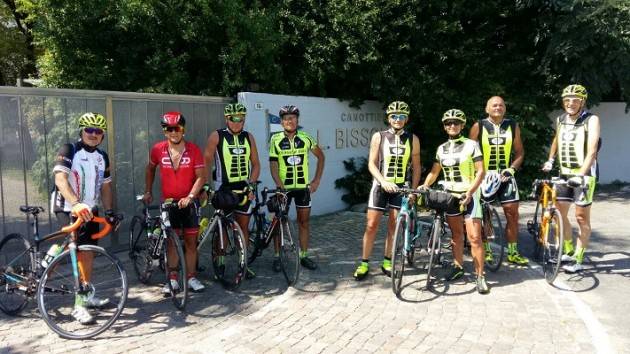 La Canottieri Bissolati martedì  22 agosto ha ricevuto in visita ‘Voyager Bike’  di Lodi