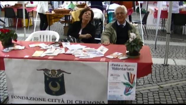 (Video) Fondazione Città di Cremona  Coro degli anziani La Musica della Vita con ‘Volare’ entusiasma la platea