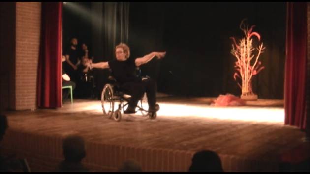 (Video) Un successo l’evento teatrale ‘Colori’ organizzato dalla Fondazione  Germani di Cingia de Botti