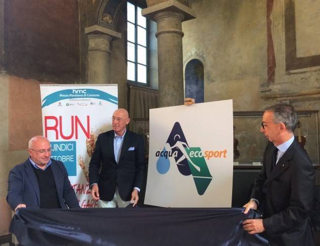 HMC – MEZZA MARATONA CITTA’ DI CREMONA: LA PRIMA 21K AMICA  AMBIENTE GRAZIE A PADANIA ACQUE