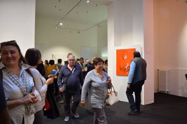 Bozzolo La scultrice Alessandra Profidia vincitrice della XIV Biennale Don Mazzolari