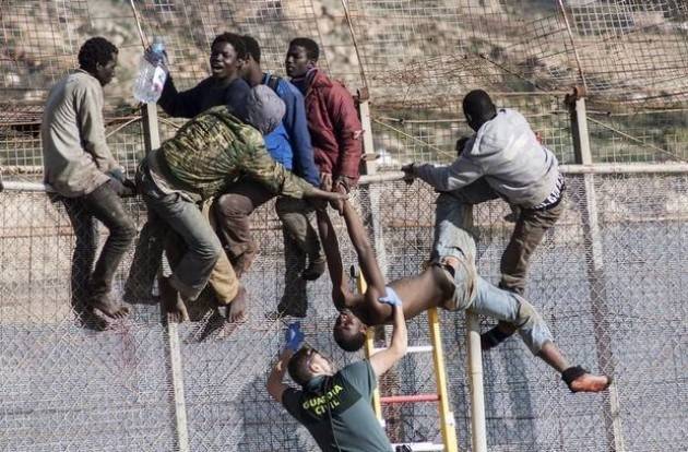 Pianeta Migranti. La falsa sindrome dell’invasione.