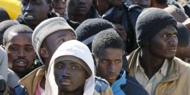 Pianeta Migranti. La falsa sindrome dell’invasione.