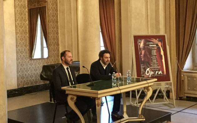 Si è svolto ieri nel ridotto del Teatro Ponchielli il terzo appuntamento di aperitivo con l'opera.