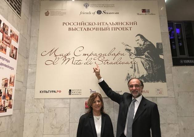 MdV Cremona Il mito di Stradivari affascina Mosca