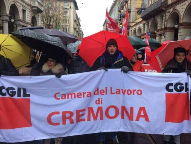 Foto Gallery Manifestazione Cgil a Torino. Hanno partecipato 200 cremonesi. Soddisfazione di  Marco Pedretti