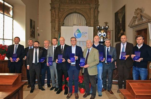 Padania Acqua STOP alle bottigliette di plastica nelle manifestazioni sportive