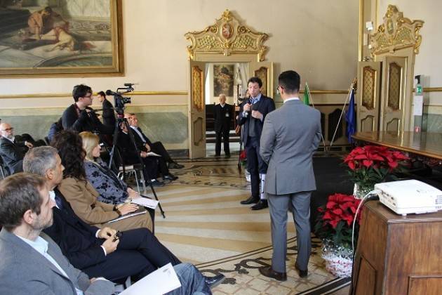 Cremona PRESENTATA LA PRIMA CONSEGNA DI YAPE, IL PONY EXPRESS A GUIDA AUTONOMA