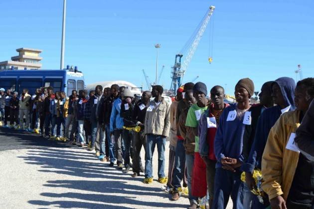 Pianeta Migranti. Difficile sgomberare i centri detenzione in Libia.