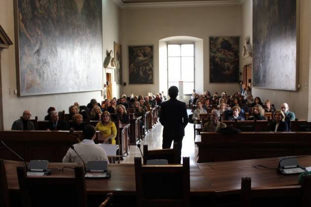 Cremona Stabilizzazione per 35 dipendenti comunali Accordo con i sindacati di Cgil-Cisl-Uil