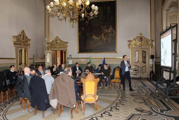  Cremona La Variante parziale al PGT presentata alle parti sociali ed economiche