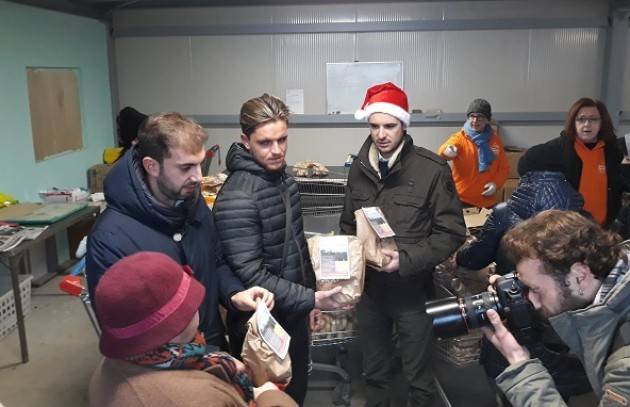 MILANO, IL MUNICIPIO 7 DONA 500 KG. DI PANE ALL'ASSOCIAZIONE BENEFICA ‘PANE QUOTIDIANO’