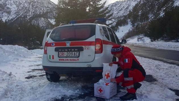 Pianeta Migranti. Anche a Natale la fuga sui sentieri della Val Susa.