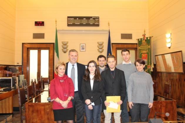 Provincia di Cremona. Premiati  gli studenti più meritevoli