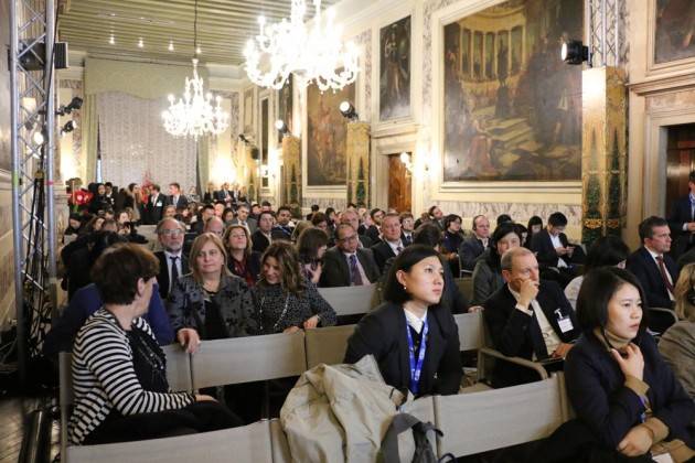 Cremona e lo Stradivari incantano europei e cinesi  La città all’anno del turismo Europa-Cina a Venezia