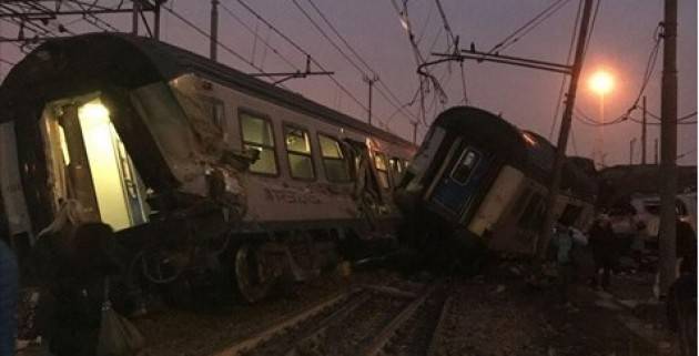 (Telefonata) Treno deragliato sulla Cremona-Milano con 4 morti  Ns intervista ad Agostino Alloni. Nessun errore umano ma casualità