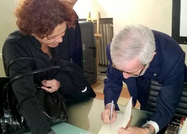 Giovanni Maria Flick a Crema per il compleanno della Costituzione il saluto di Stefania Bonaldi