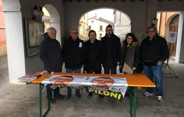 Ogni mattina, fino al 4 marzo, Matteo Piloni sarà presente nei paesi del territorio per parlare con le persone