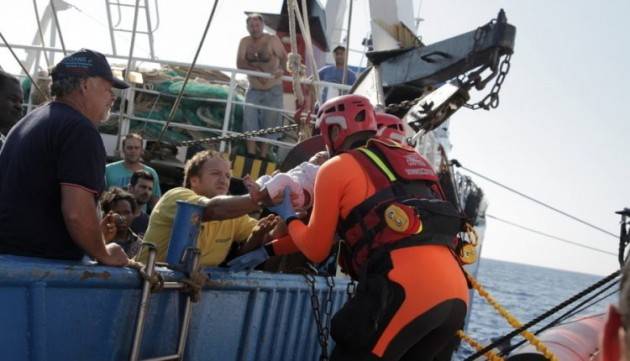 Pianeta Migranti. Tari più alta per chi accoglie i profughi. Per Acli e Anpi è ‘Inammissibile’