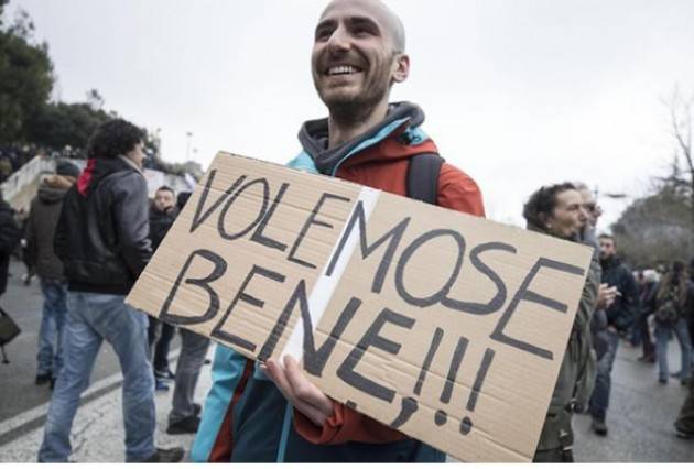 In 30mila a Macerata contro il ‘fascismo e razzismo’