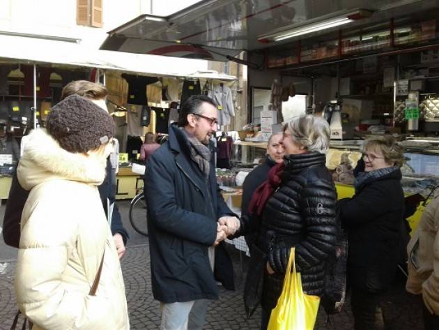 Il tour di Matteo Piloni (Pd) tocca Rivolta d’Adda ,Casalbuttano, Spino d’Adda  ed i mercati di Crema