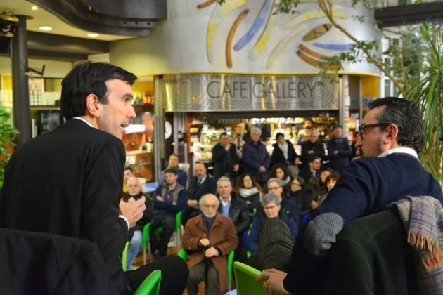 Matteo Piloni (Pd) a Crema presenta Martina che parla del suo libro ‘Dalla terra all’Italia’