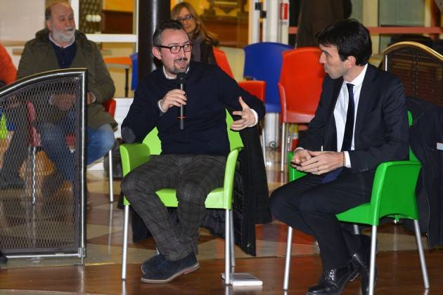 Matteo Piloni (Pd) a Crema presenta Martina che parla del suo libro ‘Dalla terra all’Italia’