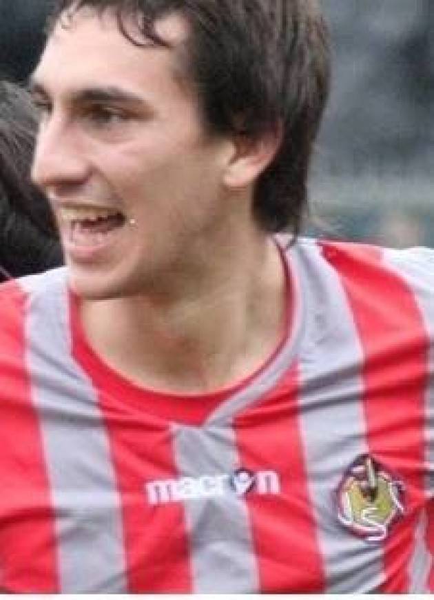 Davide Astori lo vogliano ricordare con la maglia grigiorossa della Cremonese di Giorgio Barbieri