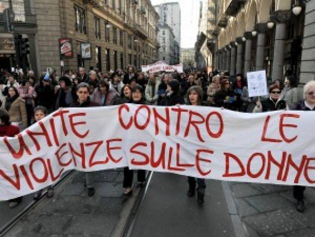 #8marzo Amnesty VIOLENZA CONTRO LE DONNE IN ITALIA