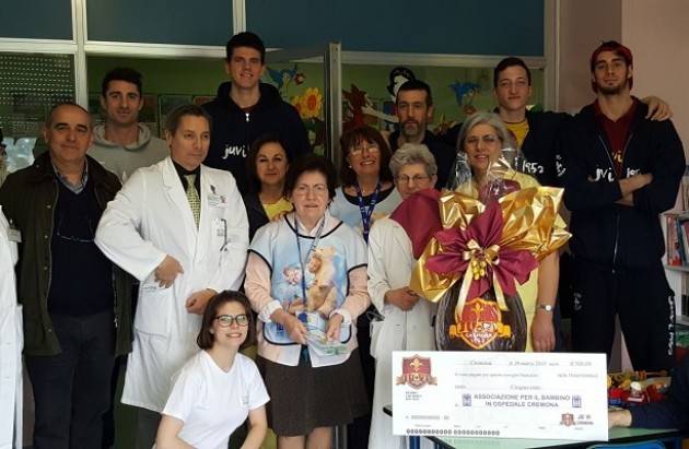 ASST Cremona UOVO CON SORPRESA ‘GIGANTE’ PER LA PEDIATRIA