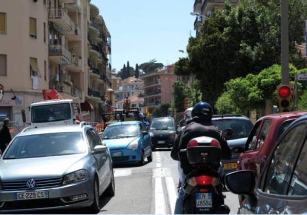 Cremona  Tolleranza zero solo per i ciclisti?  Di Piercarlo Bertolotti – Presidente FIAB Cremona