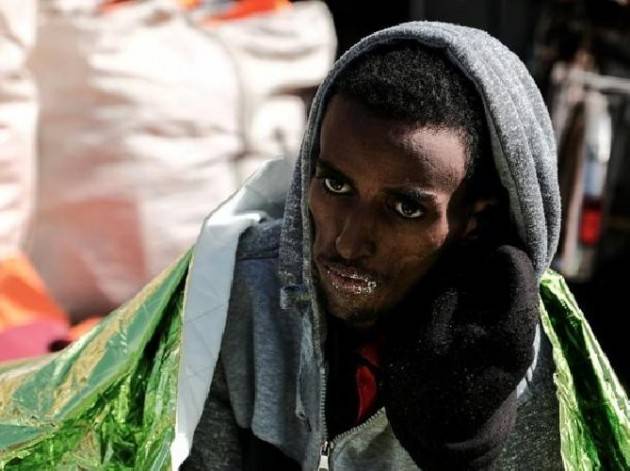 Pianeta Migranti. Segen migrante eritreo morto di fame.