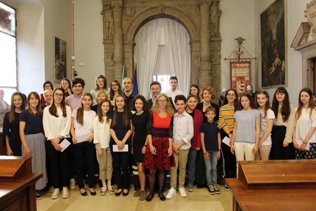 Cremona  #25APRILE 2018 Consegnate le borse di studio