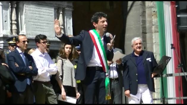(Video) Cremona  #25aprile2018  La città risponde e partecipa al corteo ed alle celebrazioni