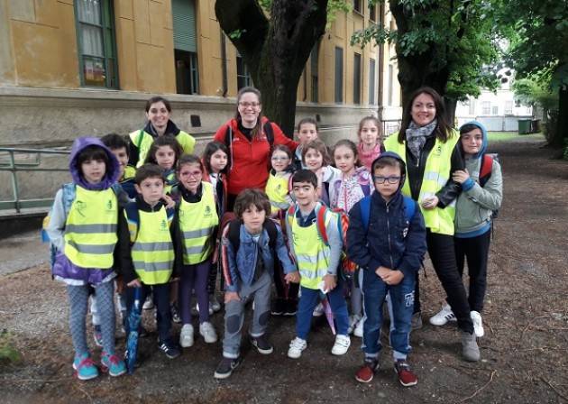 Cremona Sportivi e bambini insieme sulle linee del piedibus e in classe