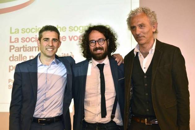 Lo scorso sabato 5 maggio a Parma convention di Italia in Comune di Pizzarotti. Anche a Cremona una lista dei fuoriusciti dal M5S ?