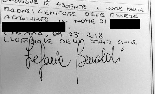 Crema Stefania Bonaldi iscrive nel registro delle nascite  i due papà di due fratellini nati all’estero