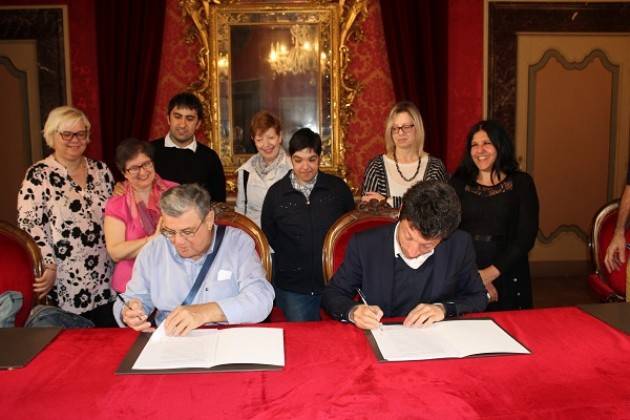Cremona Convenzione per facilitare l'accesso all'informazione delle persone fragili