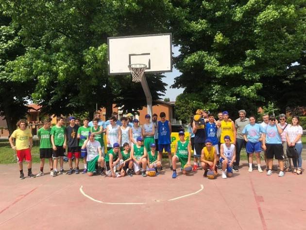 Cremona: si è svolto Basket in Piazzetta Ragazzi del 99'