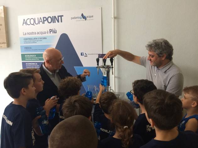 Acqua Eco Sport : Padania Acque e Vanoli Basket inaugurano il corner ACQUAPOINT e presentano il Camp estivo statunitense