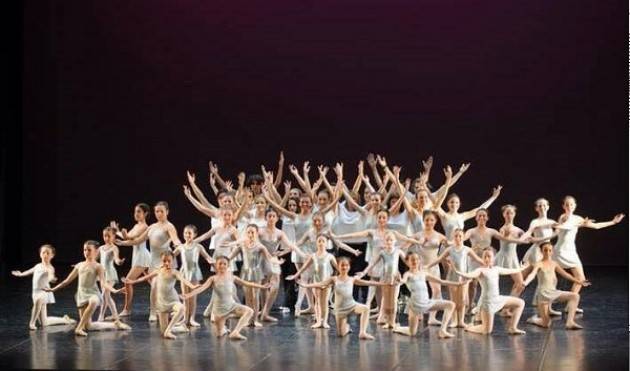  CremonaDanza2018: 9/6 Danzarte di Mariagrazia Cavalli e le allieve di RDB Blue Company