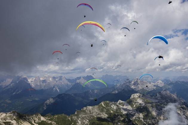 A Gemona (Udine) la Coppa del Mondo volo in parapendio. Lo spettacolo andrà in scena tra il 24 e il 30 di giugno.