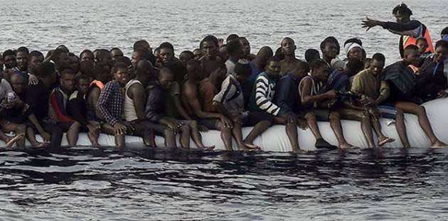 Immigrazione Non possiamo tacere - atto di pubblica denuncia di preti e religiosi/e aderenti a paxchristi