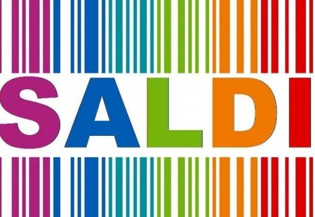 Crema Saldi: la polizia locale multa i negozi ‘furbetti’
