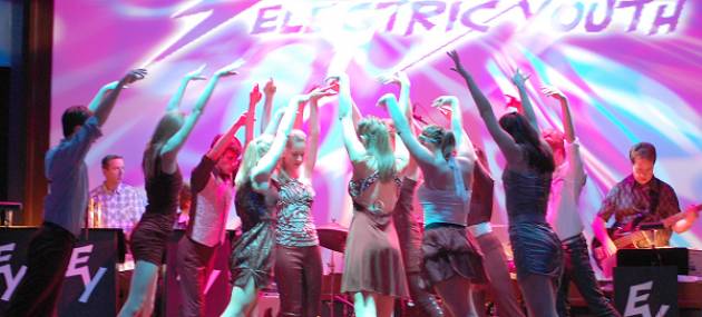  Electric Youth da Boston a Cremona mercoledì 11/7