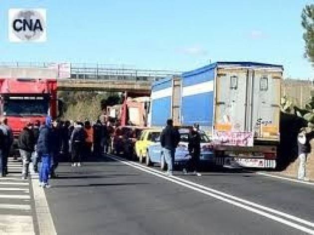 CNA ANCHE L'AUTOTRASPORTO CREMONESE ANDRA' VERSO IL FERMO TOTALE DEI SERVIZI DAL 6 AL 9 AGOSTO!