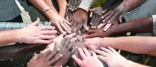 Pianeta Migranti   Lettera  al  Presidente della CEI Chi va in chiesa non può essere razzista e credente insieme.