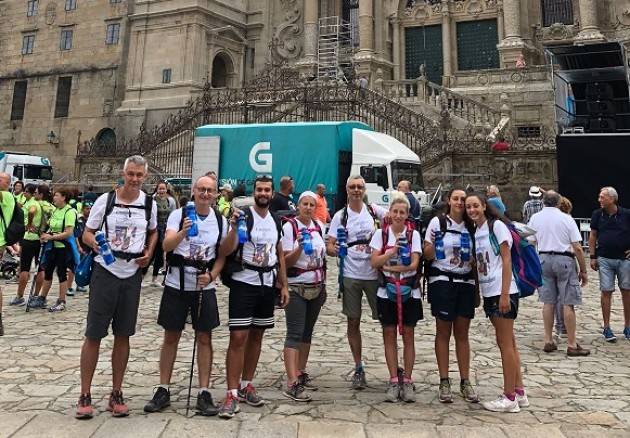 La borraccia ecologica ‘Goccia’ in cammino per Santiago de Compostela con i pellegrini di Picenengo