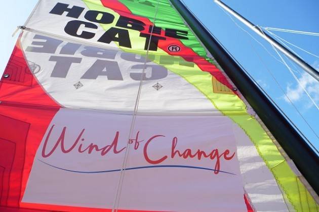 Sclerosi Multipla e sport all’aria aperta: vela, arrampicata, windsurf  e attività stimolanti fanno bene