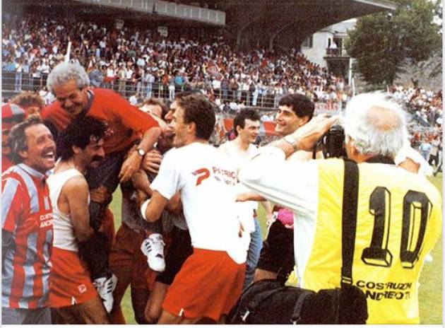 Gustavo Giagnoni :oggi se n'è andato a 85 anni. Ma rimarrà nella storia grigiorossa di Giorgio Barbieri